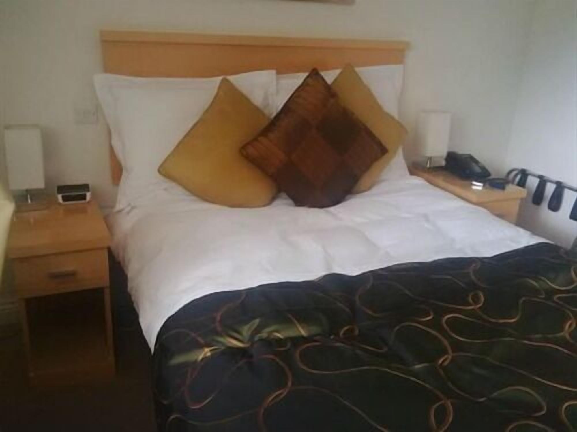 Bed and Breakfast Springfields Horsham Exterior foto